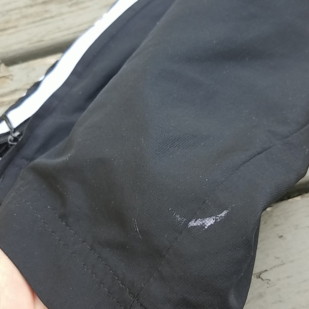 Adidas wind pants - Picture 7 of 7